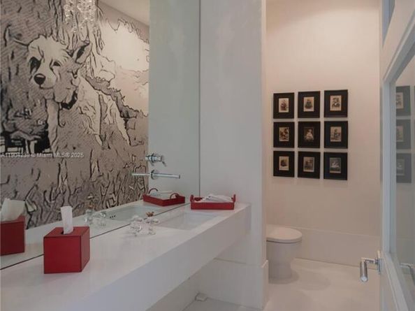 2675 S Bayshore Dr 1601S, Miami FL 33133