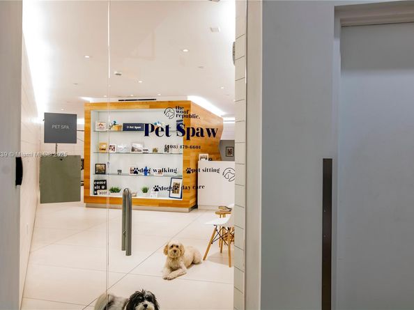 2675 S Bayshore Dr 1601S, Miami FL 33133