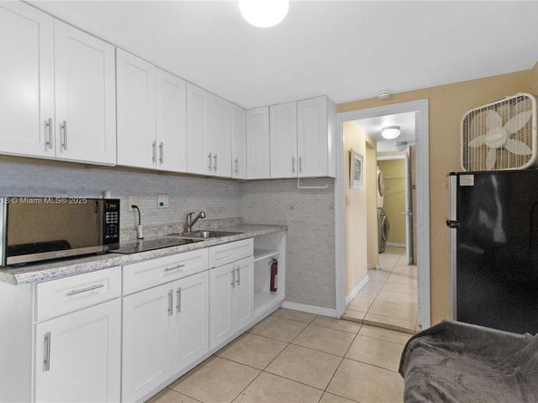 404 NE 24th Ave, Pompano Beach FL 33062