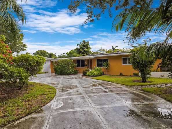 404 NE 24th Ave, Pompano Beach FL 33062