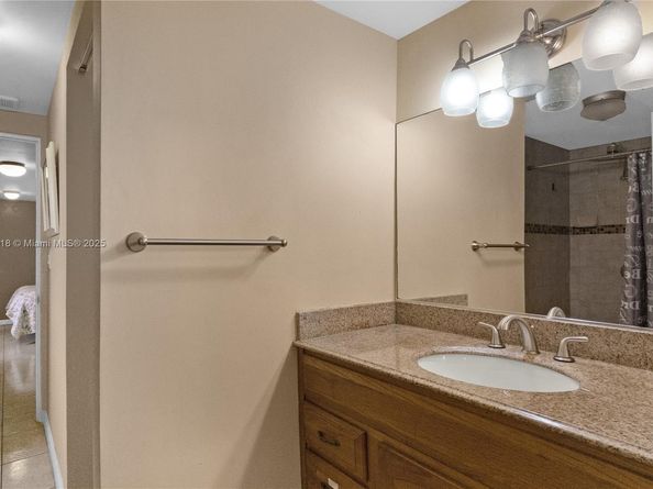 404 NE 24th Ave, Pompano Beach FL 33062