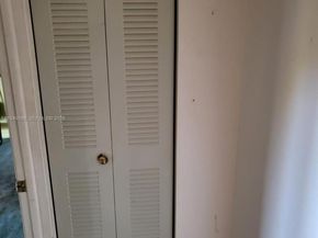 302 E Lakeview Dr E 302, Royal Palm Beach FL 33411