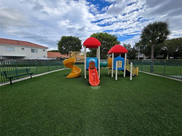 18201 SW 109th Pl, Miami FL 33157