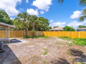 1660 W 26th St, Riviera Beach FL 33404