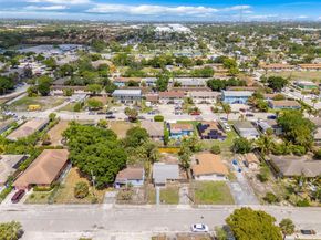 1660 W 26th St, Riviera Beach FL 33404