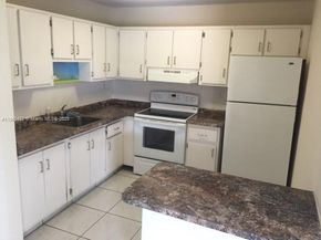 10745 SW 3rd St 8, Sweetwater FL 33174