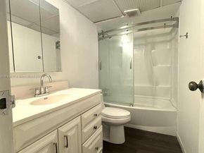 2841 Somerset Dr 117, Lauderdale Lakes FL 33311