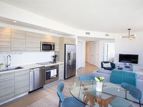 121 NE 34th St 2616, Miami FL 33137