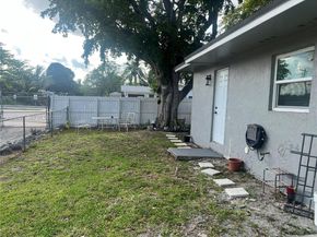 6742 SW 18th Ct, North Lauderdale FL 33068