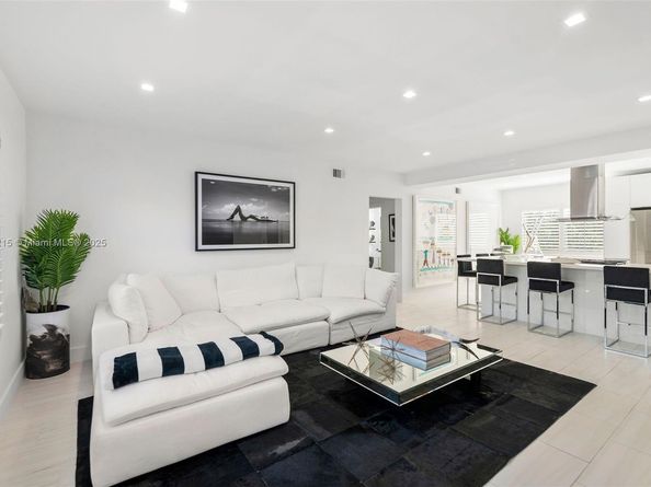 3909 Garden Avenue, Miami Beach FL 33140