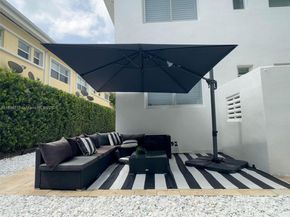 3909 Garden Avenue, Miami Beach FL 33140