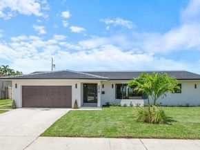 2415 NE 35th Dr, Fort Lauderdale FL 33308
