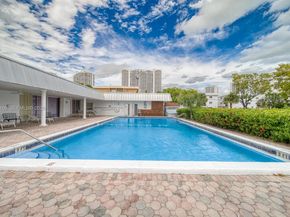 3849 NE 169th St 412, North Miami Beach FL 33160