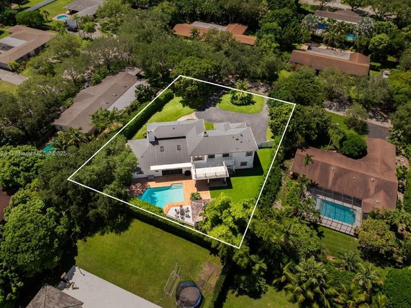 8521 SW 145th St, Palmetto Bay FL 33158