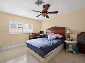 9420 Sea Turtle Ln, Plantation FL 33324