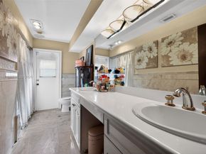 9420 Sea Turtle Ln, Plantation FL 33324