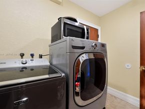 9420 Sea Turtle Ln, Plantation FL 33324