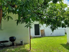 4451 SW 21st St, West Park FL 33023