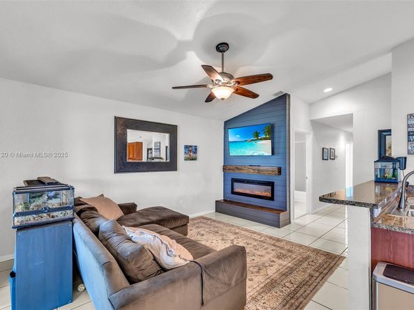 16260 La Costa Dr, Weston FL 33326