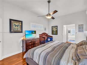 16260 La Costa Dr, Weston FL 33326