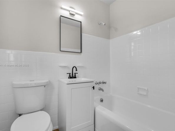 5890 NW 18th Ave, Miami FL 33142
