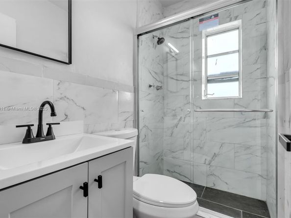 5890 NW 18th Ave, Miami FL 33142