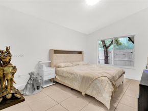 1959 SE 10th St, Homestead FL 33035