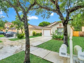 1959 SE 10th St, Homestead FL 33035
