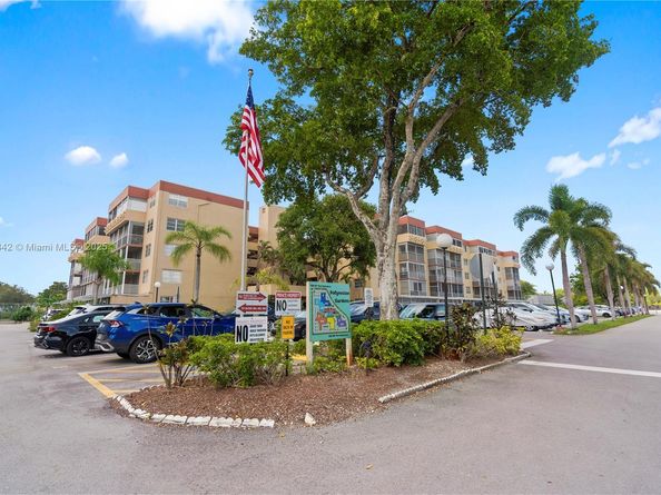 403 NW 68th Ave 317, Plantation FL 33317