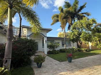 2105 Arch Creek Dr