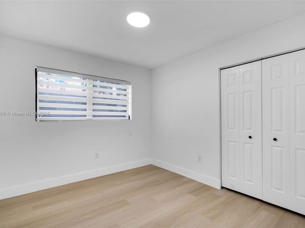 515 NW 30th Ter, Fort Lauderdale FL 33311