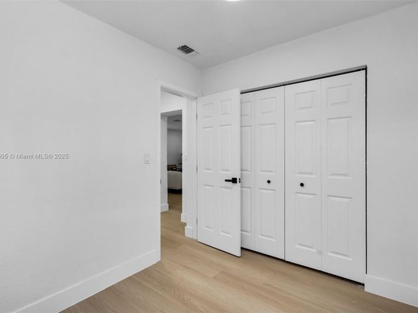 515 NW 30th Ter, Fort Lauderdale FL 33311