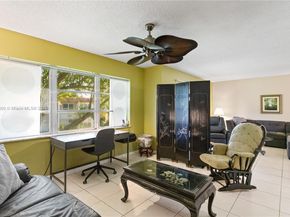 8940 S Hollybrook Blvd 53304, Pembroke Pines FL 33025