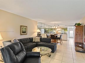 8940 S Hollybrook Blvd 53304, Pembroke Pines FL 33025