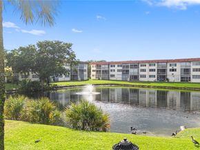 8940 S Hollybrook Blvd 53304, Pembroke Pines FL 33025