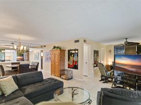 8940 S Hollybrook Blvd 53304, Pembroke Pines FL 33025