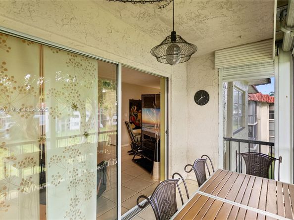 8940 S Hollybrook Blvd 53304, Pembroke Pines FL 33025