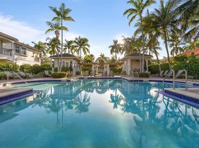1384 Harbor View W, Hollywood FL 33019