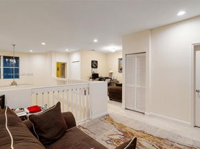 1384 Harbor View W, Hollywood FL 33019