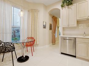 1384 Harbor View W, Hollywood FL 33019