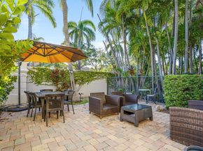 1384 Harbor View W, Hollywood FL 33019