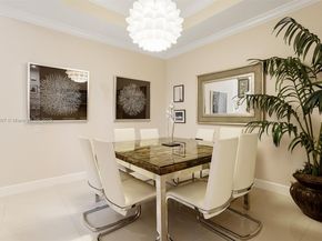 1384 Harbor View W, Hollywood FL 33019