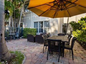 1384 Harbor View W, Hollywood FL 33019