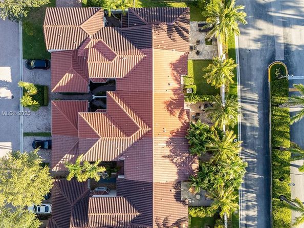 1384 Harbor View W, Hollywood FL 33019