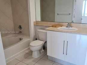 335 S Biscayne Blvd 3610, Miami FL 33131