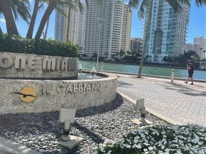 335 S Biscayne Blvd 3610, Miami FL 33131