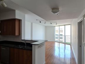 335 S Biscayne Blvd 3610, Miami FL 33131