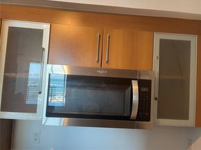 335 S Biscayne Blvd 3610, Miami FL 33131