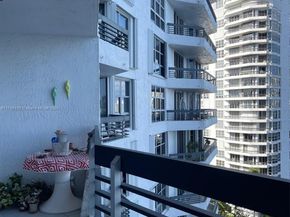 19101 NE 36th Ct 1110, Aventura FL 33180
