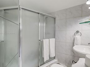 1881 Washington Ave 4B, Miami Beach FL 33139